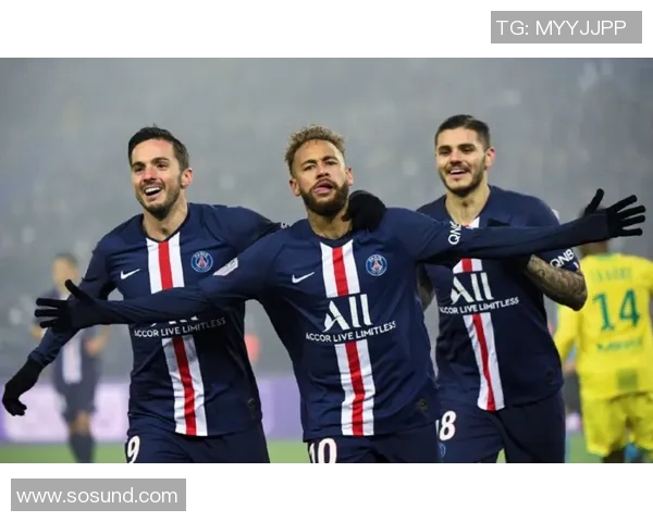 巴黎对阵皇马的精彩对决分析与球迷热议汇总