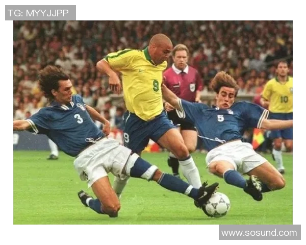 梅加与卡拉卡斯的激烈对决揭示足球战术与团队精神的较量