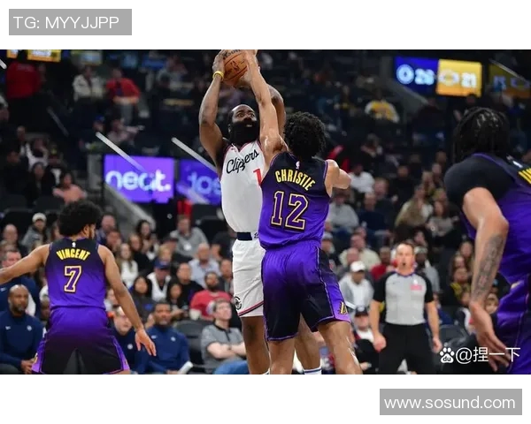 湖人对快船季前赛时间安排及赛事亮点分析