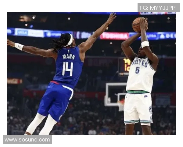 凯尔特人与骑士的精彩对决图解分析与赛场亮点回顾 凯尔特人与骑士的精彩对决图解分析与赛场亮点回顾