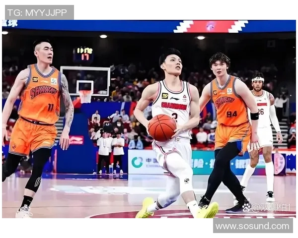 广东与广厦常规赛对决精彩回顾双方球员表现亮眼引发球迷热议 广东与广厦常规赛对决精彩回顾双方球员表现亮眼引发球迷热议