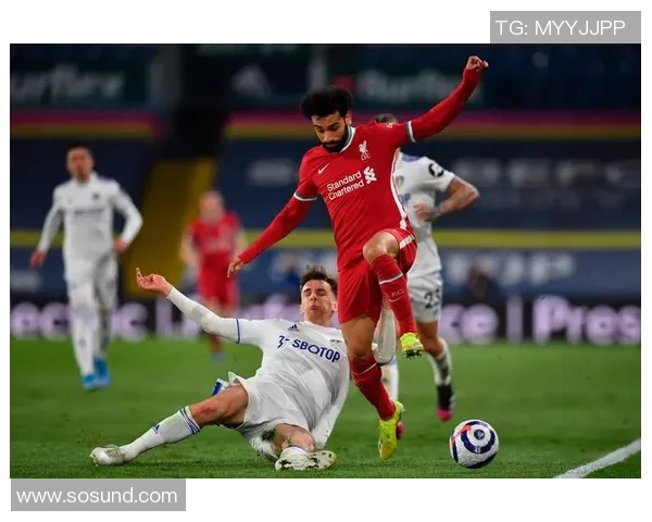 利物浦主场迎战利兹联期待重返胜利轨道的激烈对决 利物浦主场迎战利兹联期待重返胜利轨道的激烈对决