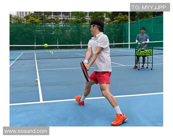 深圳网球队的节奏体系与网球战术的深度解析与应用探讨 深圳网球队的节奏体系与网球战术的深度解析与应用探讨