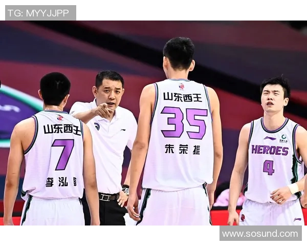 深入分析成都篮球队进攻战术与球员配合的独特之处