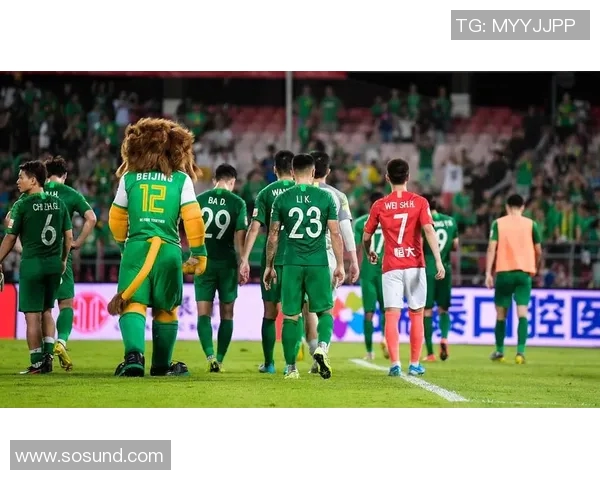 精彩对决正在直播恒大与国安的巅峰之战球迷们快来围观吧 精彩对决正在直播恒大与国安的巅峰之战球迷们快来围观吧