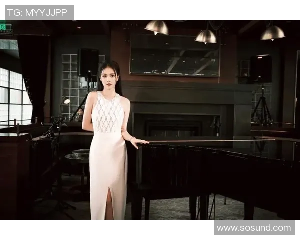 篮球明星白鹿的成长之路与赛场传奇背后的故事揭秘